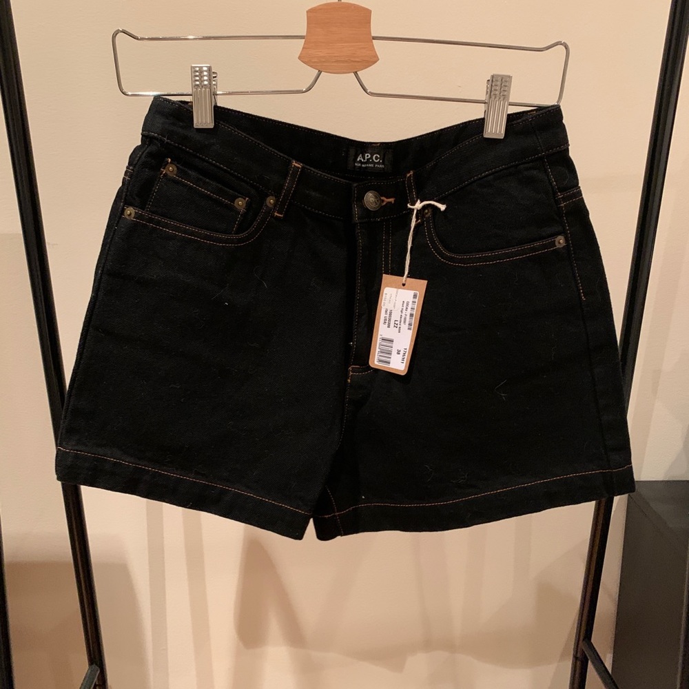 [A.P.C] Brand New Short $99